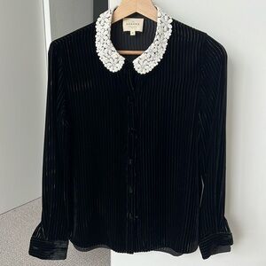 Sezane black velvet & silk, white lace contrast collar blouse small (size 4)